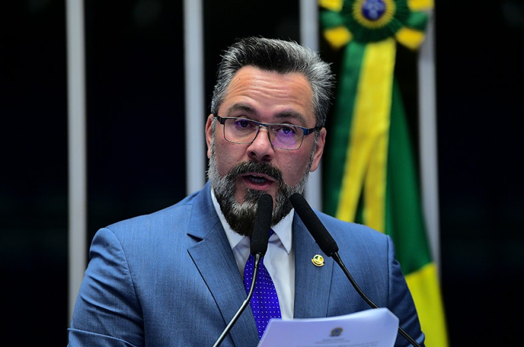 Aprovada no Senado tributação mínima de 15% sobre lucro de multinacionais