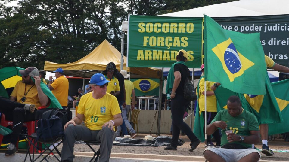 A direita à espera da próxima bala de prata