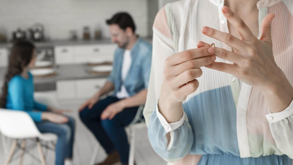 Estudo oficial dos EUA confirma os impactos negativos do divórcio na vida dos filhos
