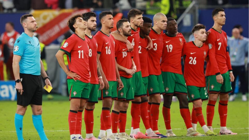Por que o sucesso de Portugal no futebol revela falhas na sua economia?