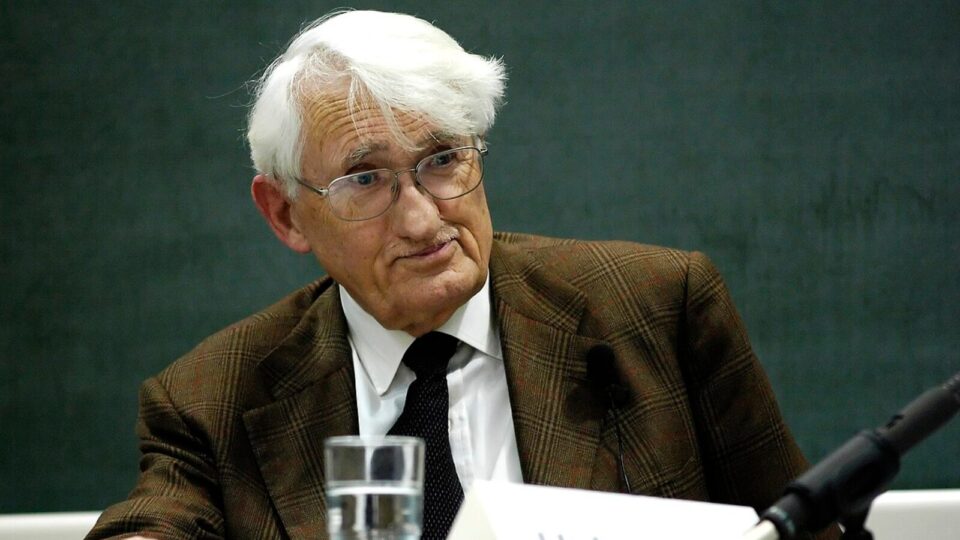 Para entender: quem foi Jürgen Habermas e qual seu legado para a filosofia moderna?