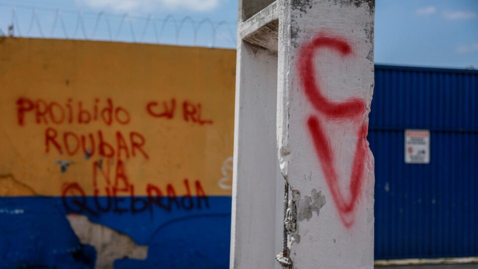 Faz sentido classificar o PCC e o Comando Vermelho como terroristas?