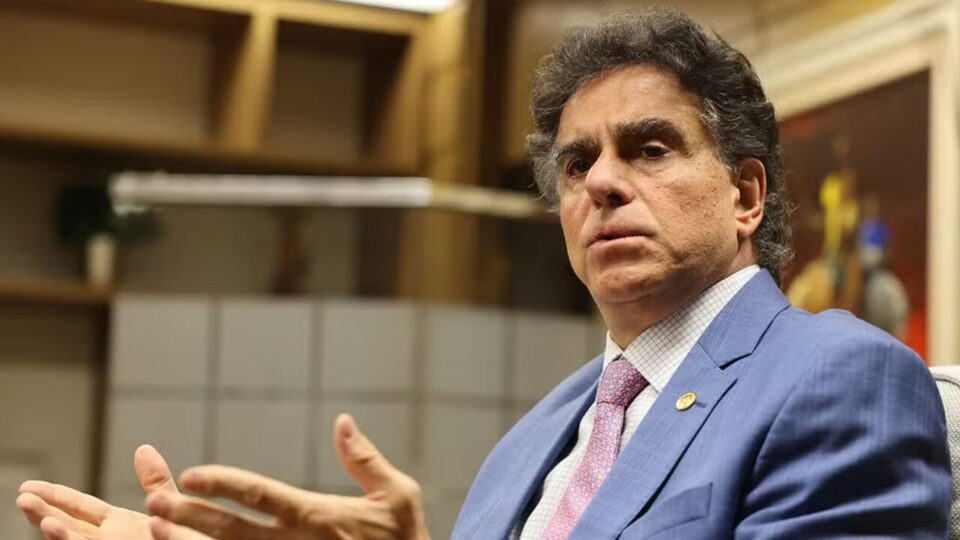 Quem é o presidente do TST, que se diz “vermelho” e recebeu a “dama do tráfico”
