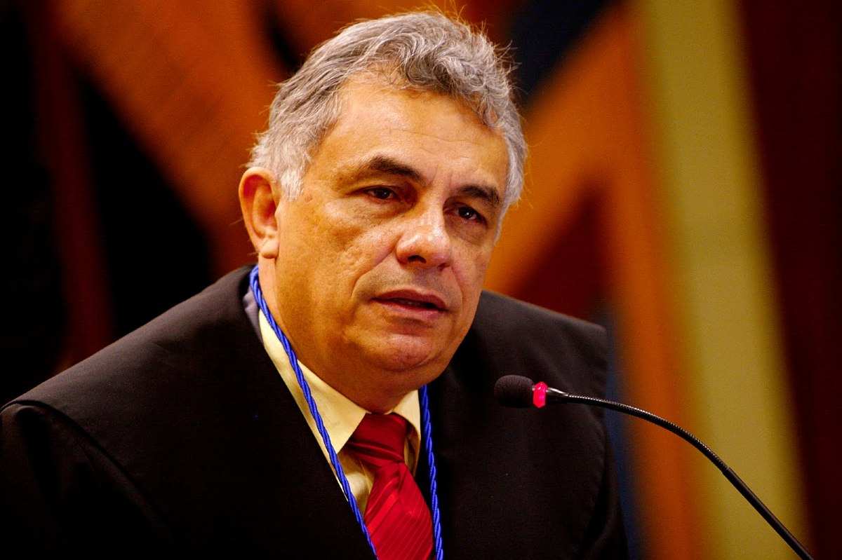 Justiça condena Bosaipo e contadores a devolver R$ 1,8 milhão por desvio de dinheiro público
