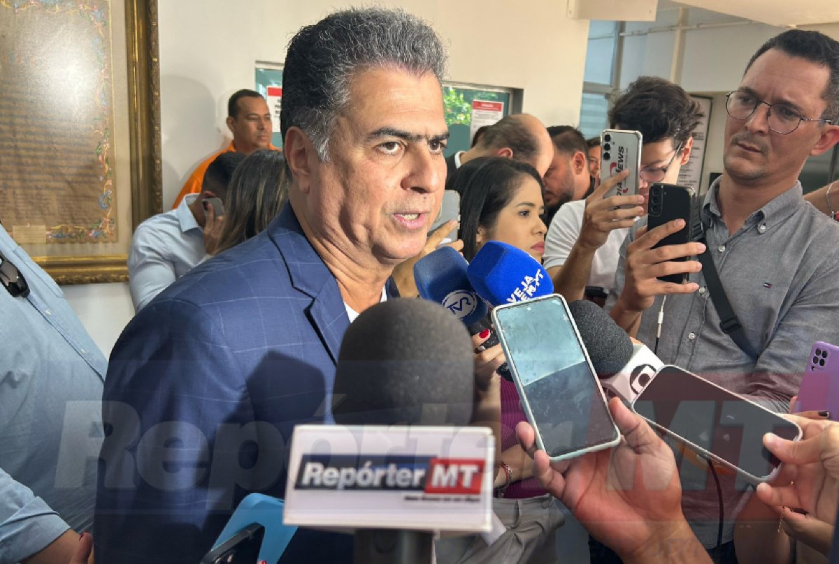Emanuel Pinheiro, MDB e PV são condenados a pagar R$ 950 mil por dívida de campanha