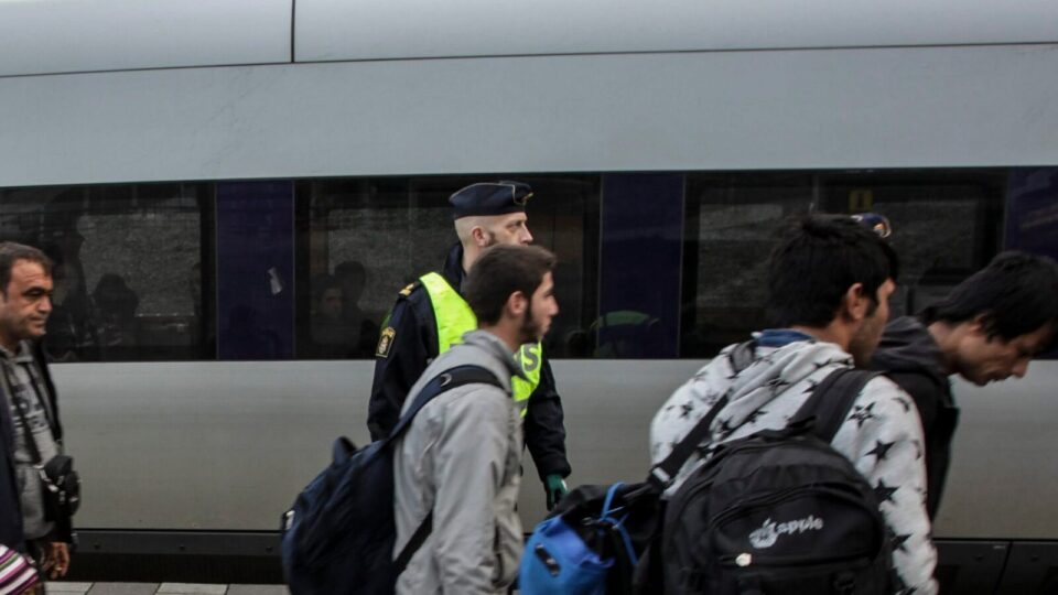 Por que a Suécia e a Dinamarca endureceram as leis para imigrantes?