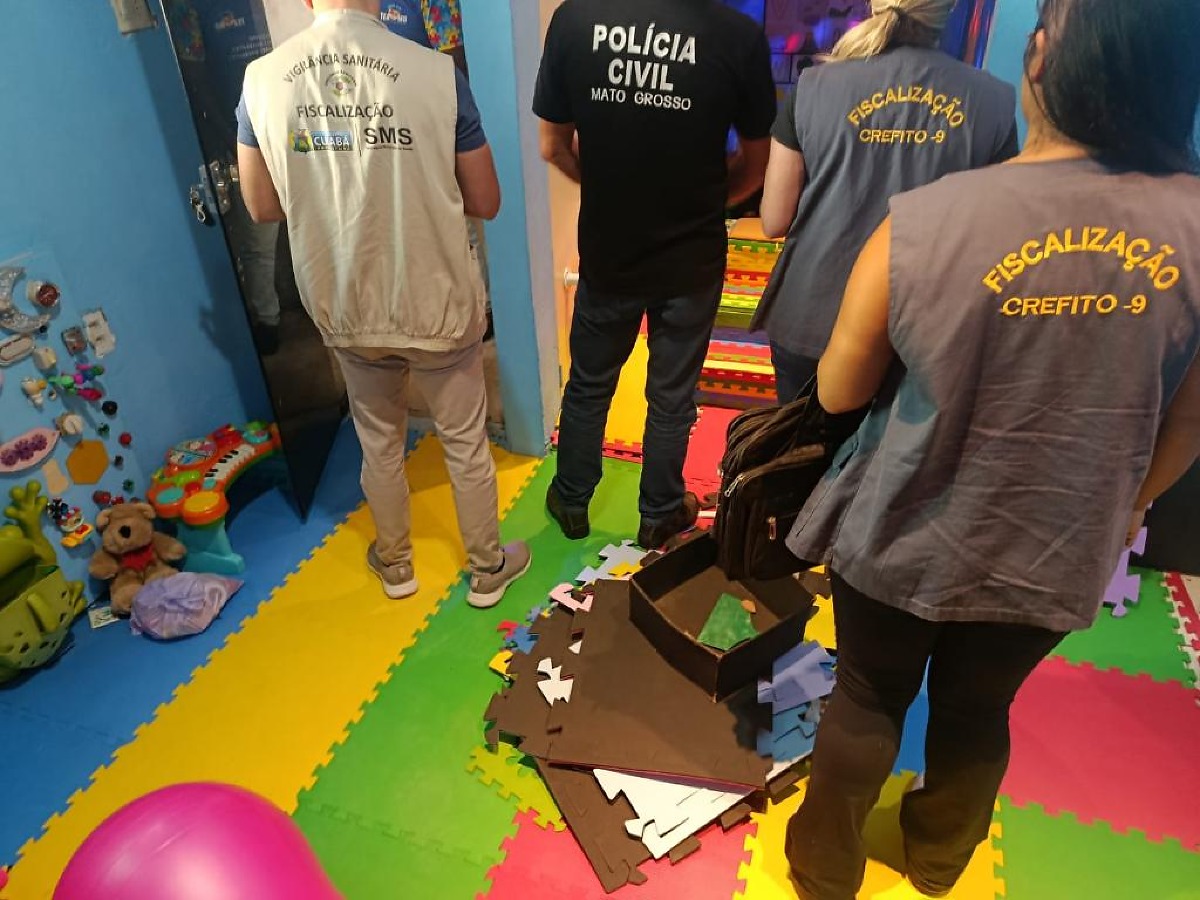 Falso terapeuta ocupacional é flagrado atendendo crianças com autismo em Cuiabá