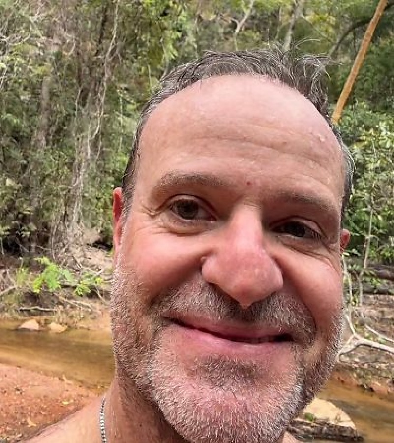 Antes de correr, Rubens Barrichello faz visita a Chapada dos Guimarães