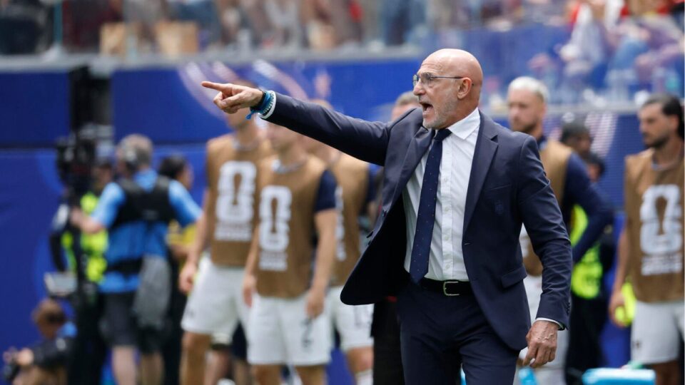 Católico, técnico da Espanha na Copa do Mundo encontra força na oração