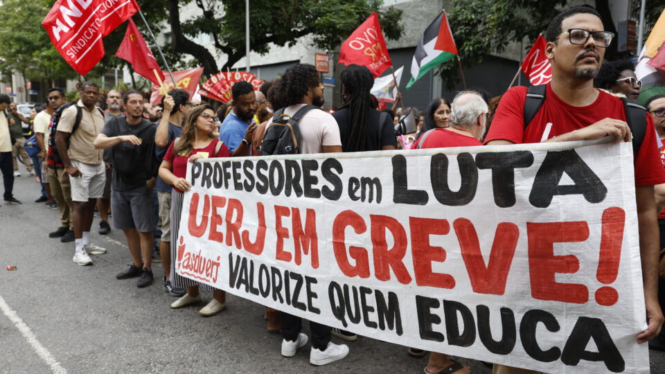 Maioria dos professores candidatos é de esquerda; veja a lista das profissões