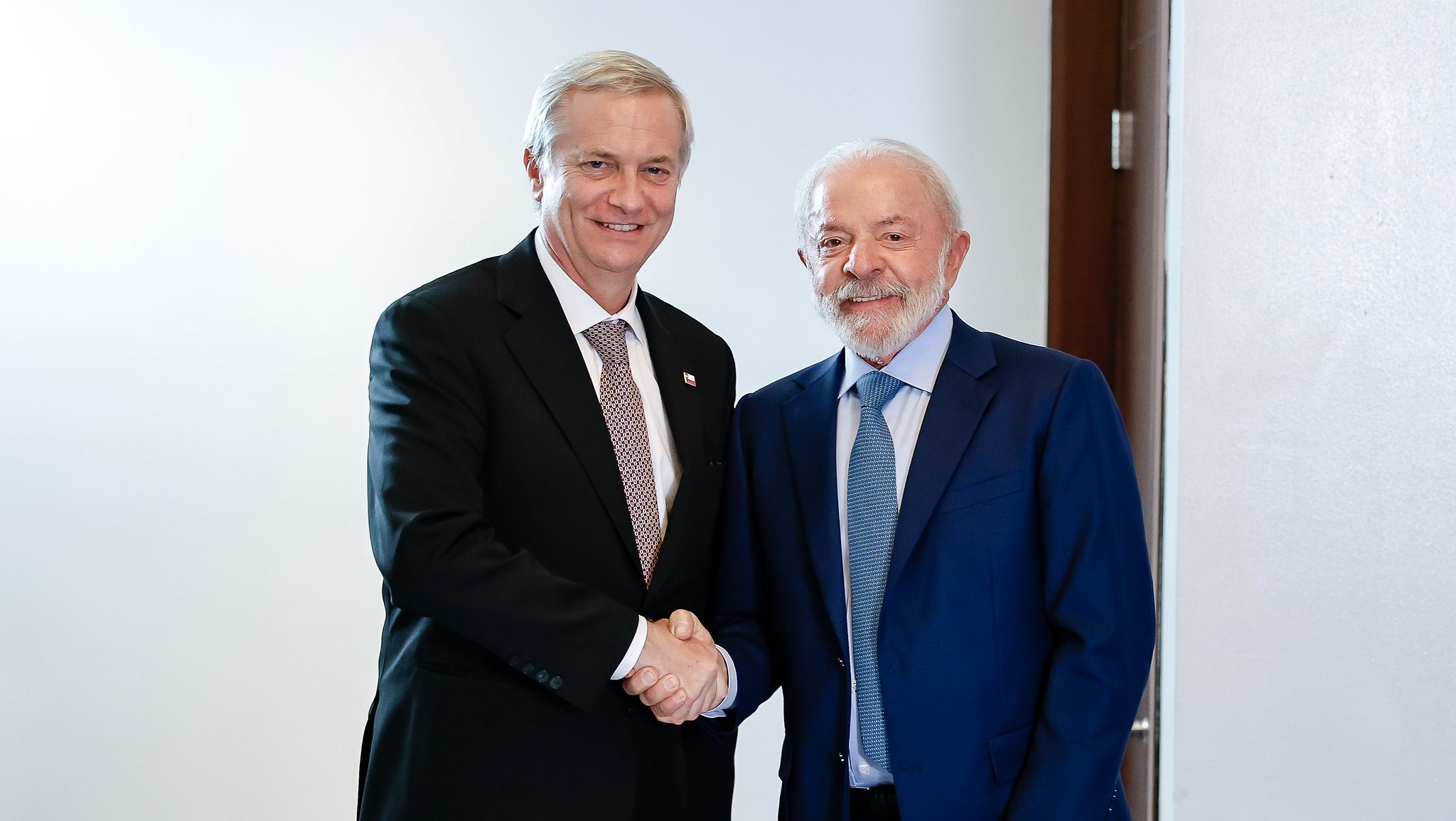 Líderes da direita na América Latina parabenizam Lula, que contrariou a 'onda azul' no continente