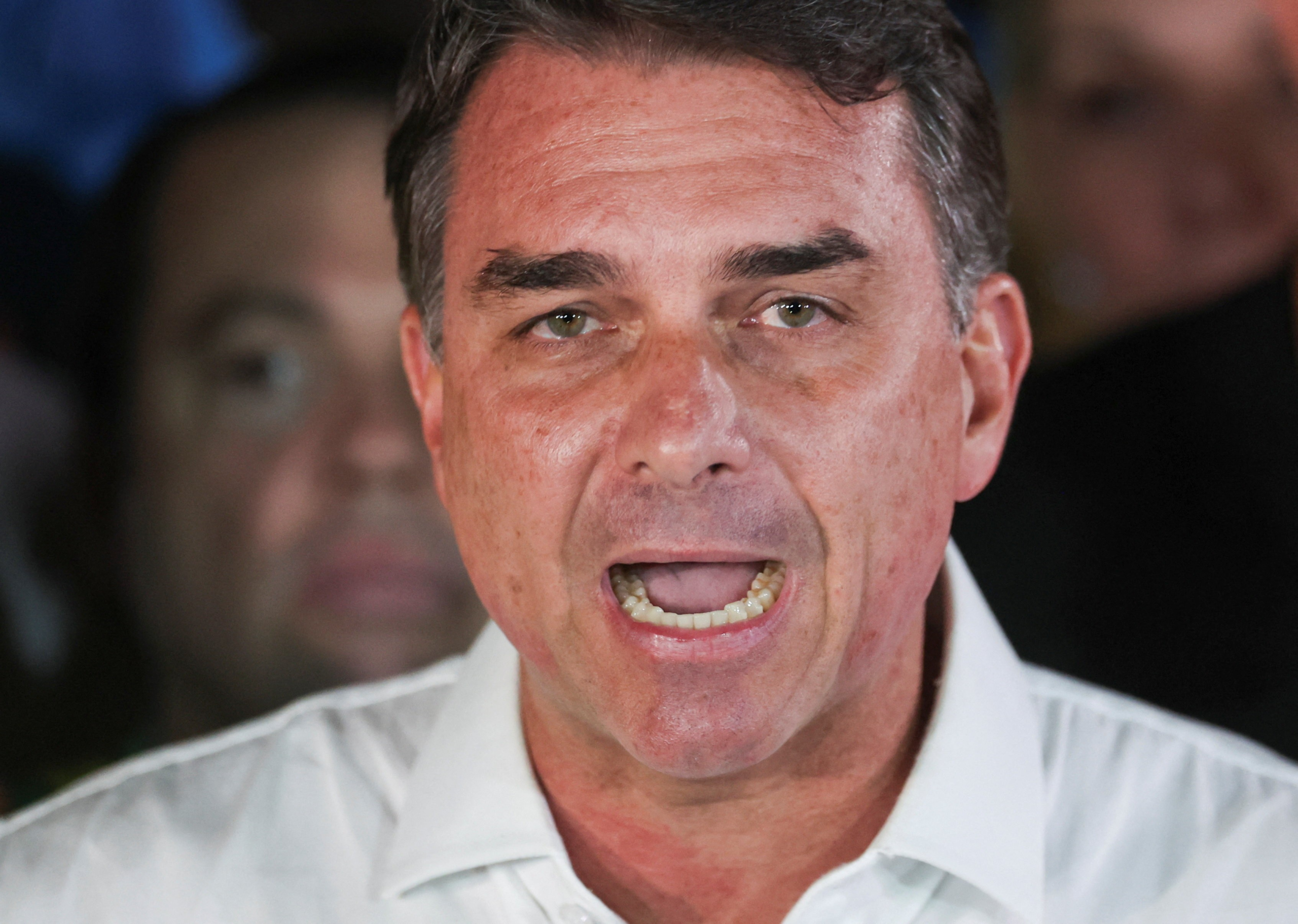 Flávio Bolsonaro chega aos EUA, diz BBC